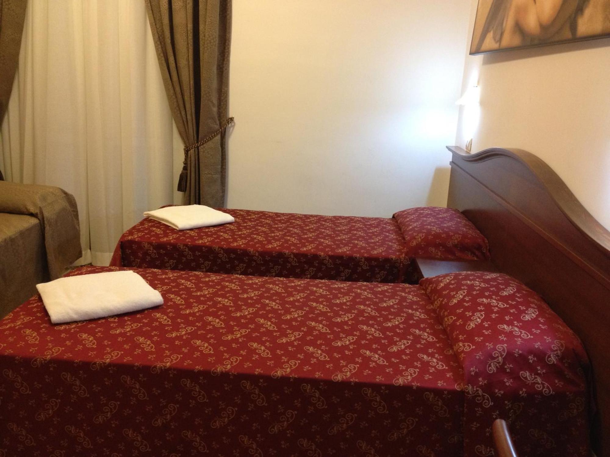 Guesthouse Alex II 罗马 客房 照片