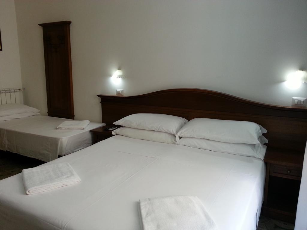 Guesthouse Alex II 罗马 外观 照片