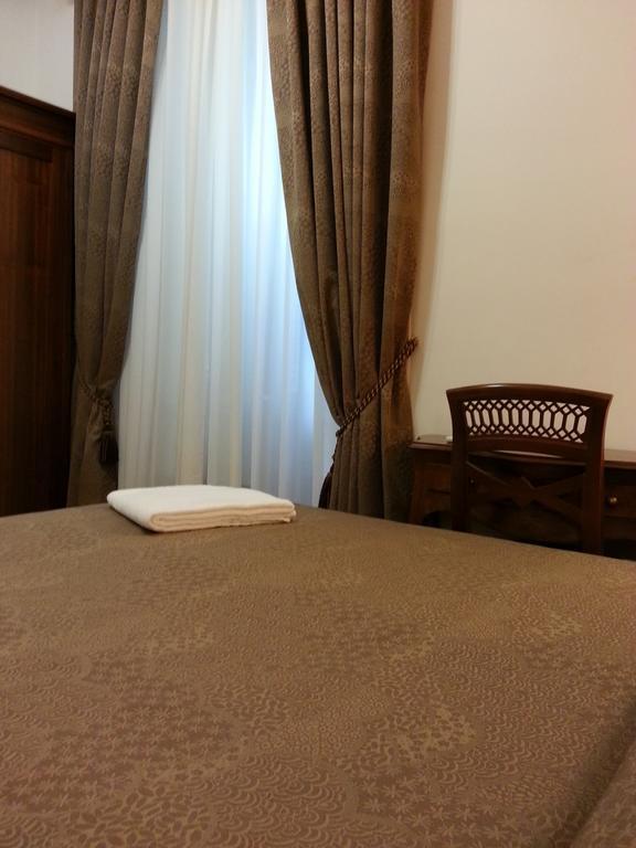 Guesthouse Alex II 罗马 外观 照片