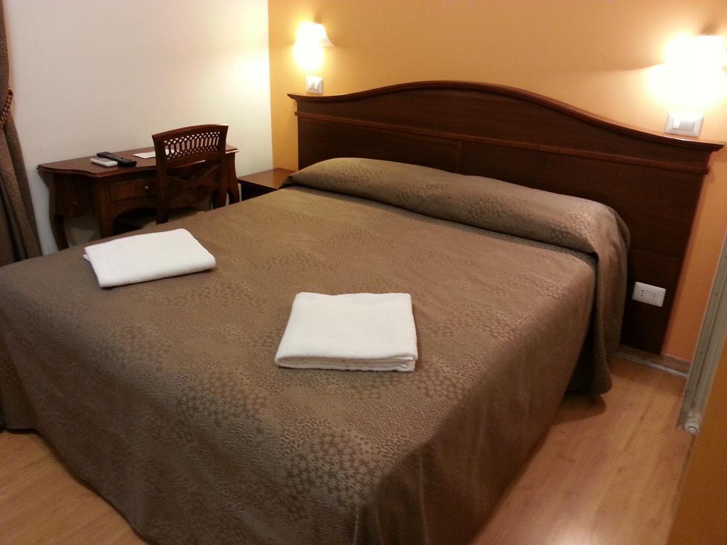 Guesthouse Alex II 罗马 客房 照片
